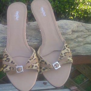 Mossimo Slip on heels